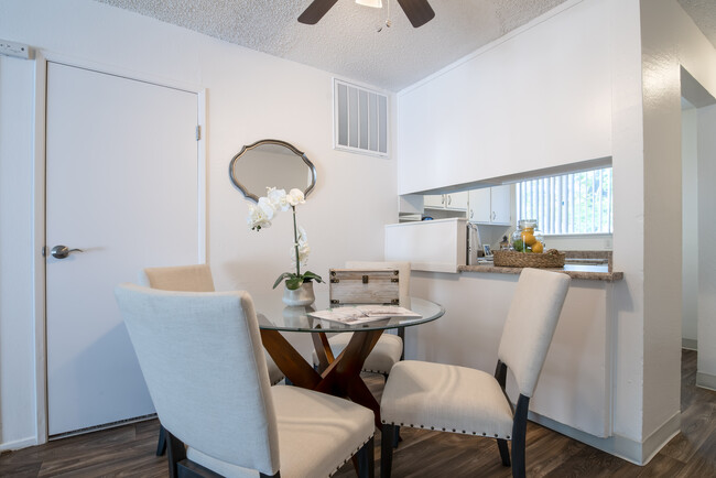 Remodeled Dining Room - Sandpiper Cove