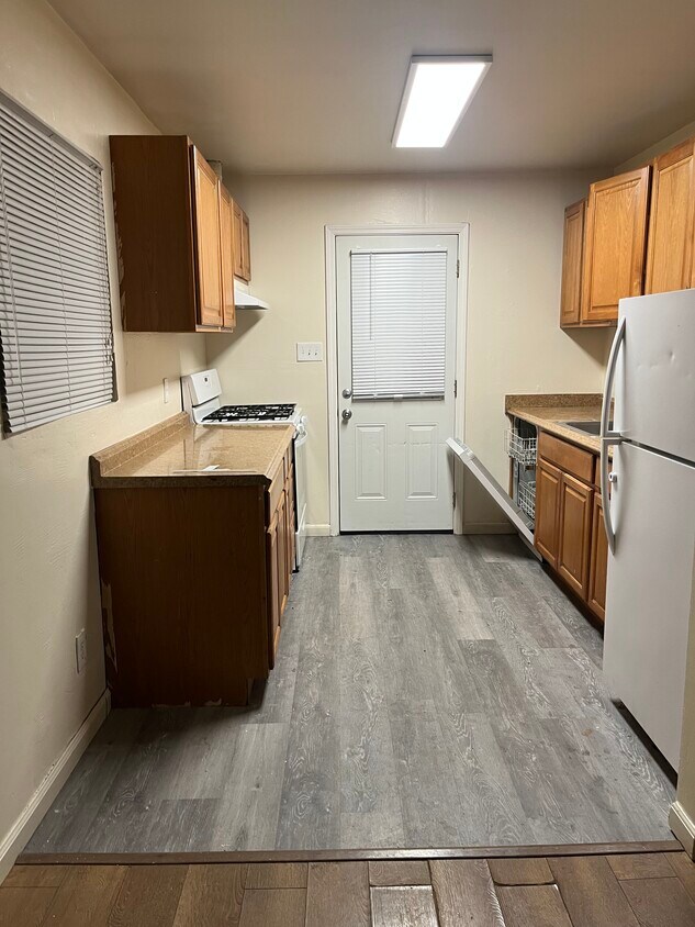 Foto principal - 1127 Kentucky St