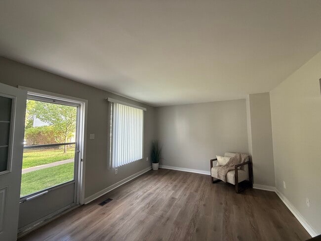 Building Photo - Oxford Place