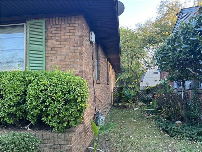 Building Photo - 1243 Elliston Rd