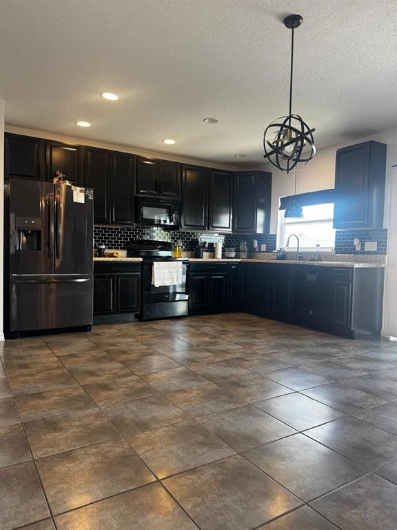 Building Photo - 3837 Spring Creek Rd