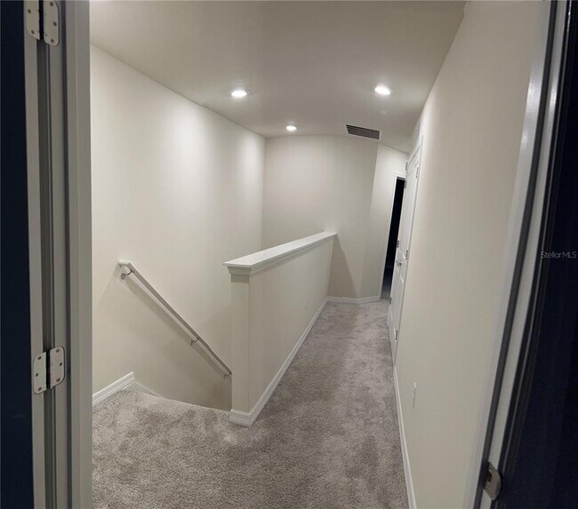 Building Photo - 4686 Green Palm Ln