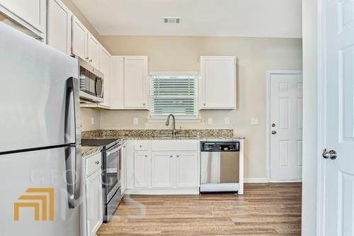 Building Photo - 74 Gardenia Dr NW
