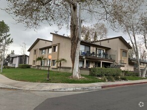 Building Photo - 1176 E Lugonia Ave