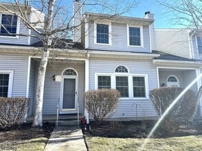 Building Photo - 332 Carnegie Ct