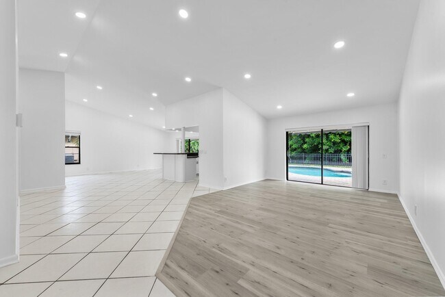 Foto del edificio - 9718 Lancaster Pl