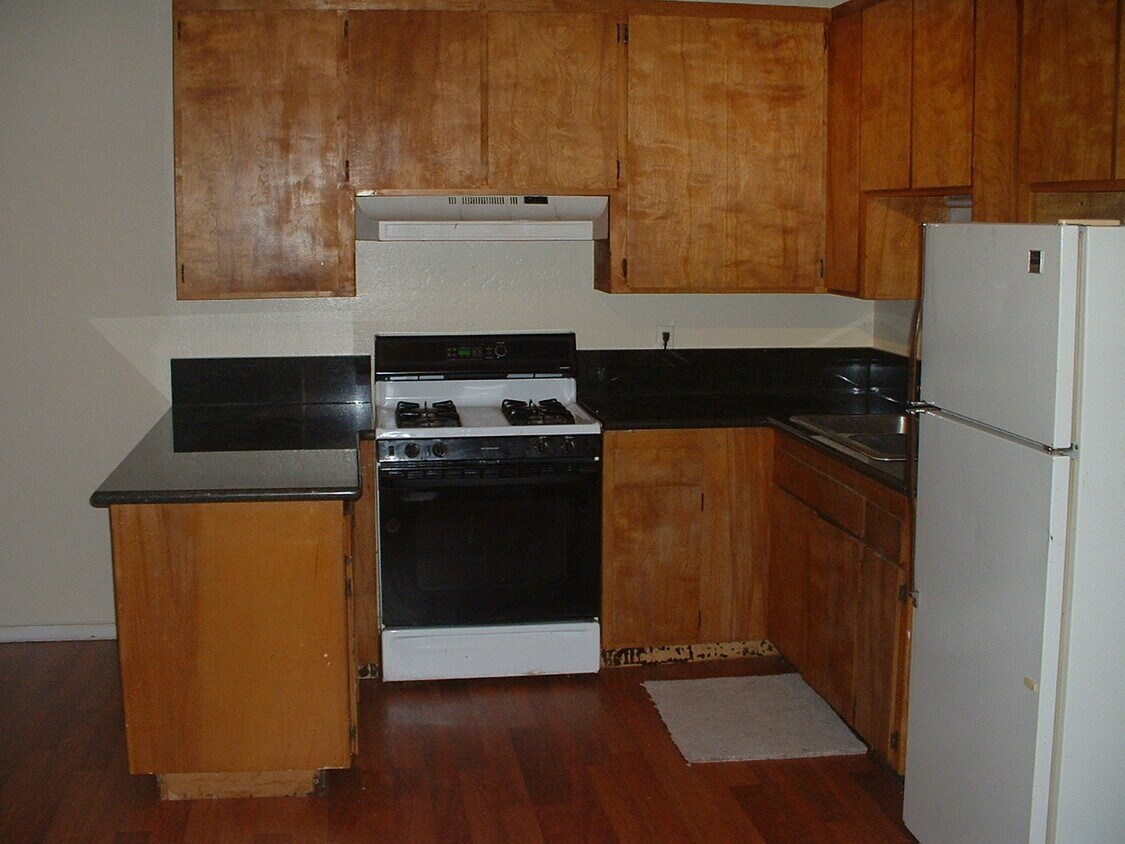 Primary Photo - 505 Cane St