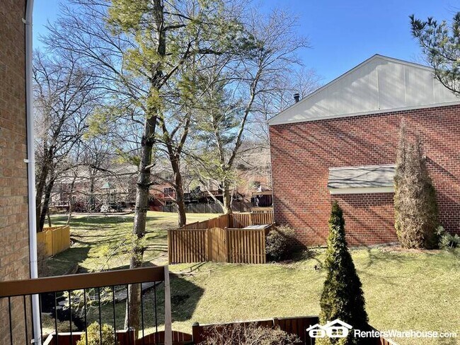 Building Photo - 10626 High Beam Ct