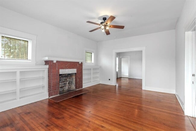 Building Photo - 1601 Holman St