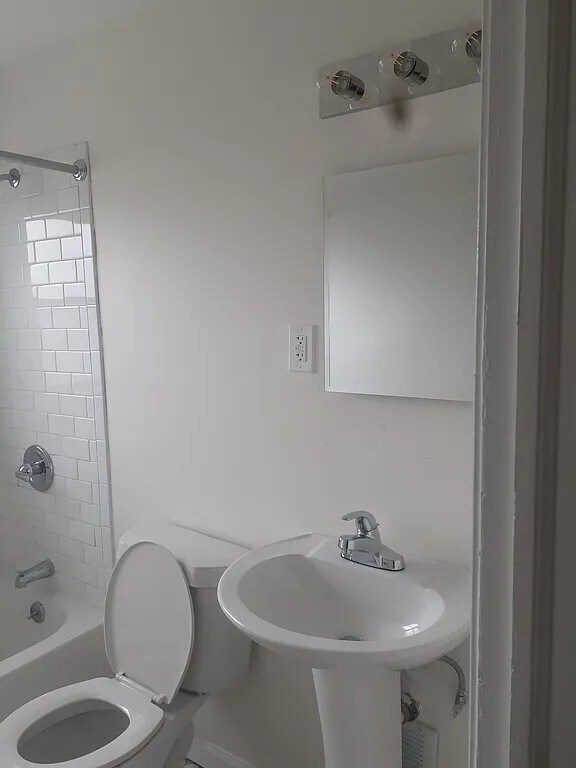 Foto del edificio - 9230 Penrod St