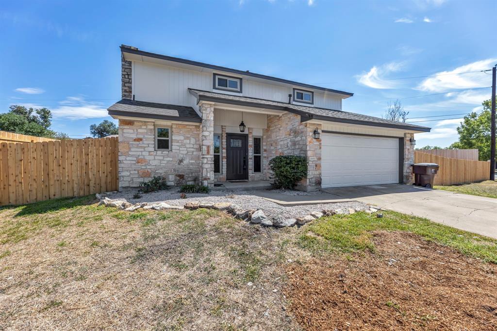 Primary Photo - 2203 Stratford Dr