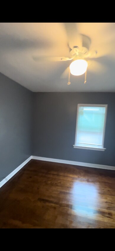 Primary Photo - 15423 Marshfield Ave