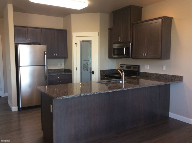 Foto del edificio - 3 br, 2.5 bath Duplex - 7214 W Chestnut Ave