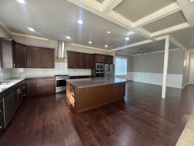 Building Photo - Beautiful home in Bremerton highly sought ...