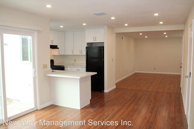 Building Photo - 3 br, 1.5 bath House - 421 Ebbets Pass Road