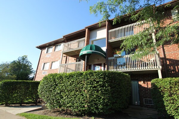 Foto principal - 800 N Lakeside Dr