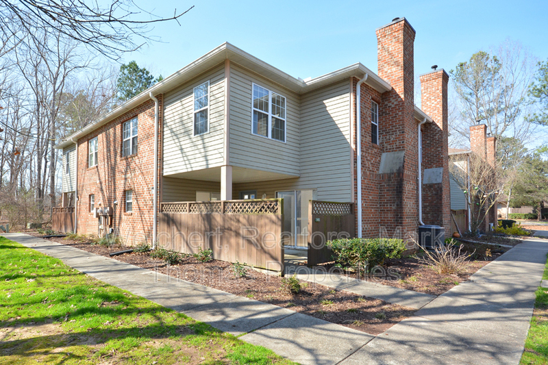 Foto principal - 425 Summerwalk Cir
