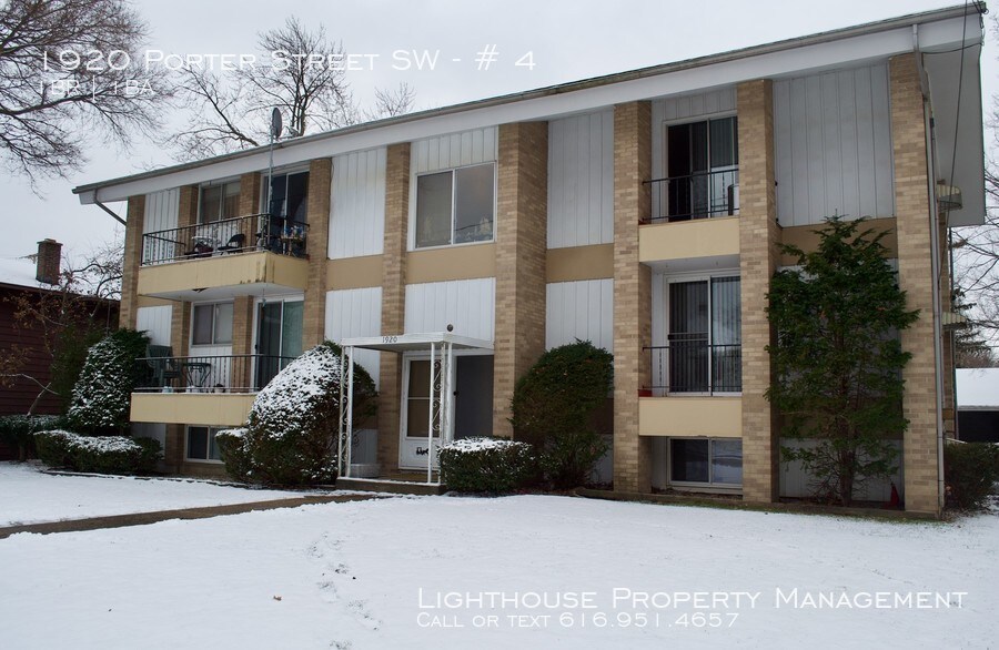 Primary Photo - One Bedroom Apartment in Wyoming