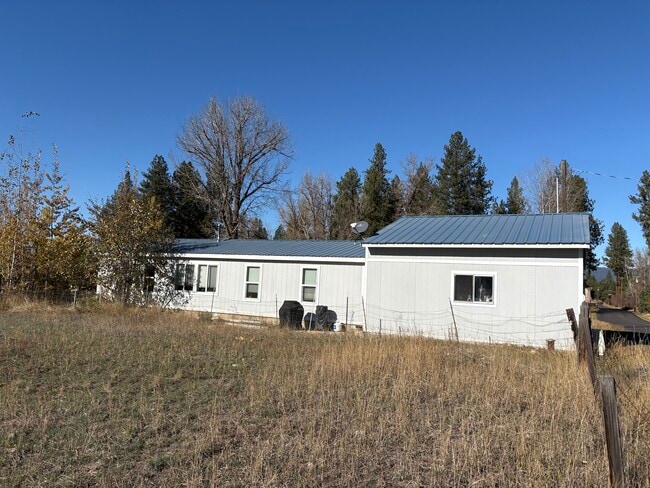 Building Photo - 3599 Cemetery Rd