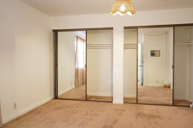 Bedroom with detached bath - 901 Golden Springs Dr