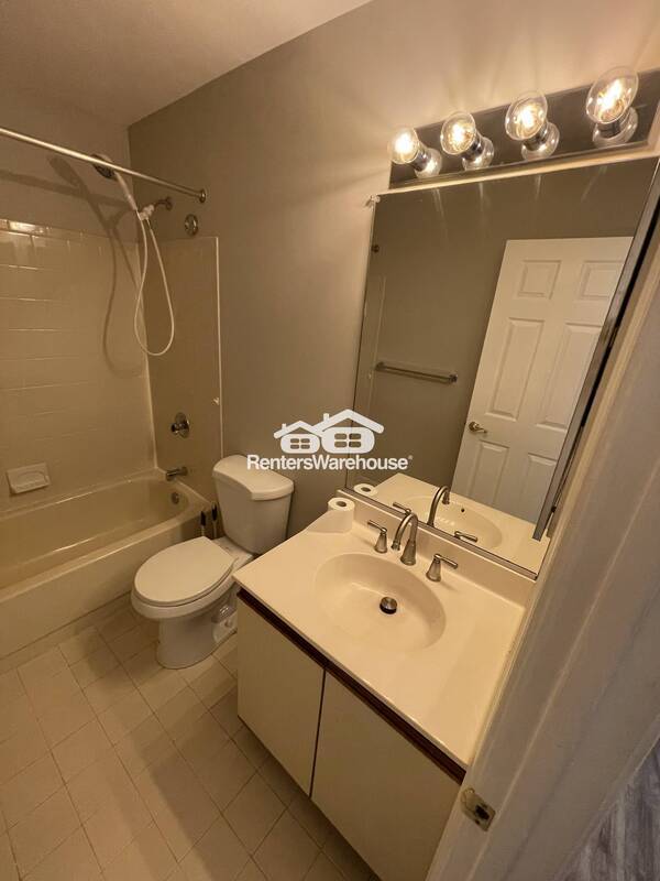 Foto del edificio - 201 Star Pointe Ct