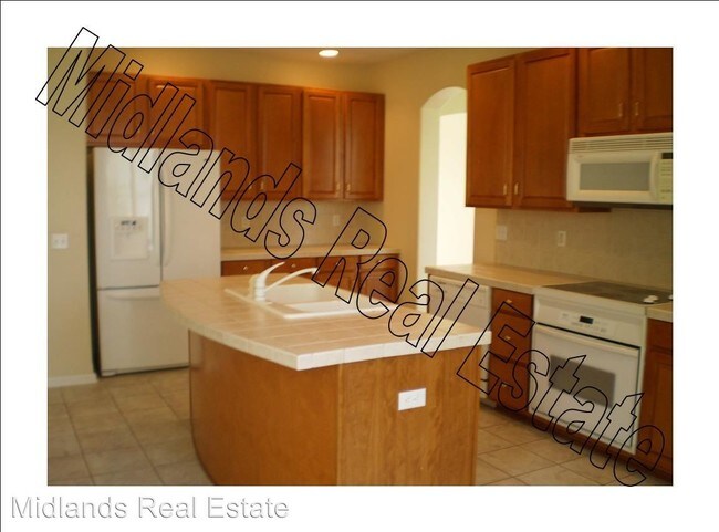 Building Photo - 9808 S 28th St