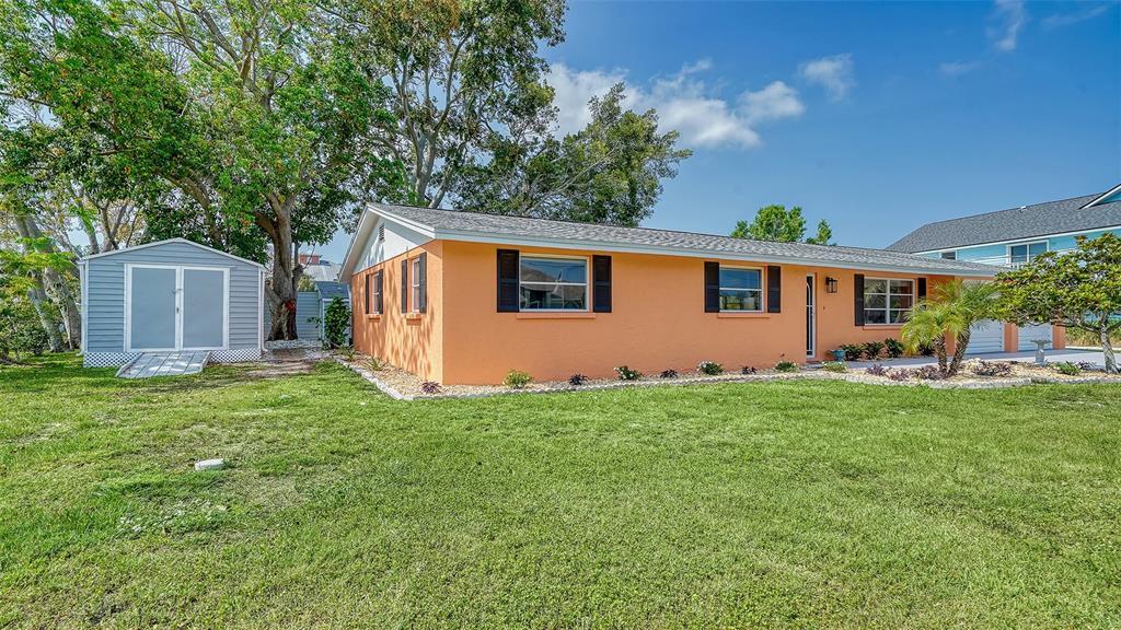 Foto principal - 641 Coral Dr