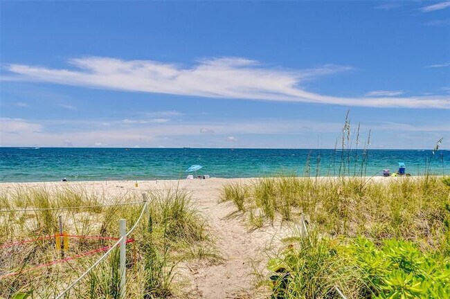 Foto del edificio - 1461 S Ocean Blvd