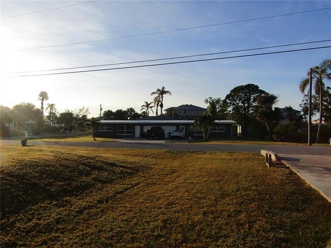 Building Photo - 603 Roberts Bay Dr