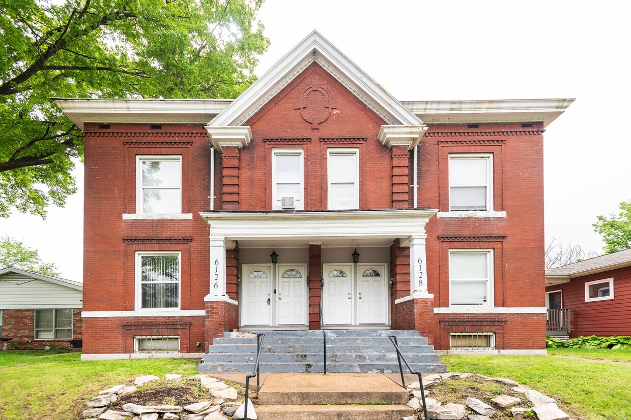 Foto principal - 6126 Vermont Ave