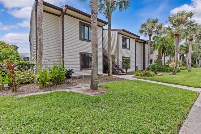 Building Photo - 386 Moorings Cove Dr