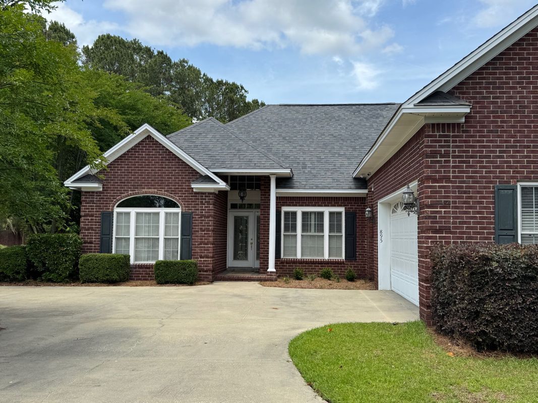 Primary Photo - 895 W Glouchester Dr