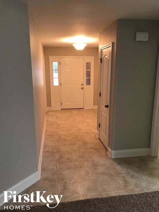 Building Photo - 112 Ivy Trace