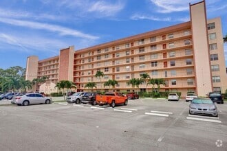 Building Photo - 14671 Bonaire Blvd