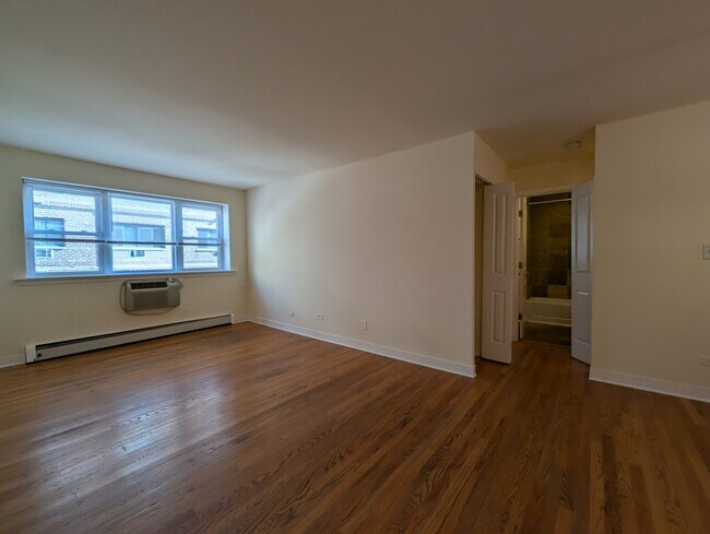 Foto del edificio - 630 W Wrightwood Ave