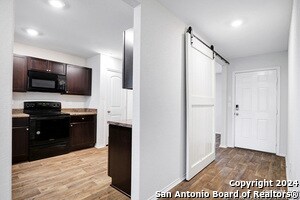 Foto del edificio - 2850 Lindenwood Run