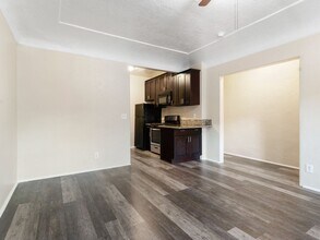 Building Photo - 820 Lime Ave