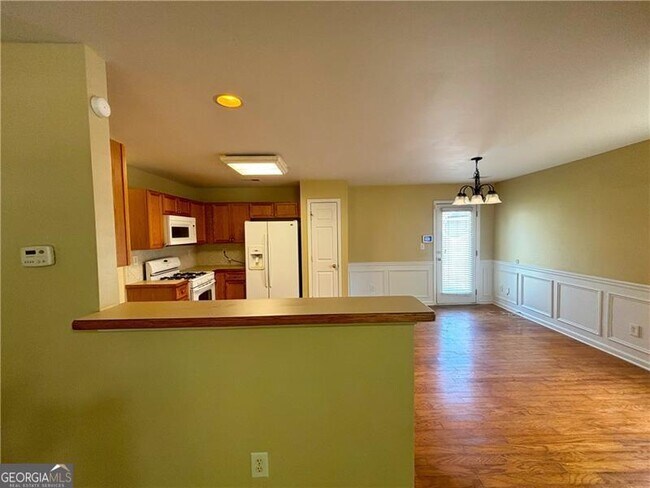 Foto del edificio - 7888 The Lakes Point