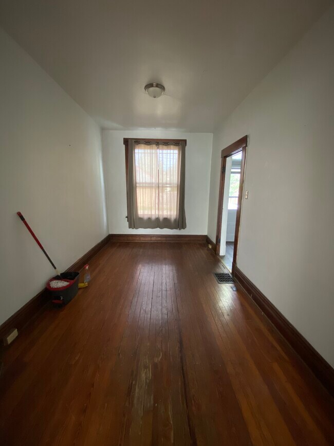Building Photo - 1118 Harrison Ave