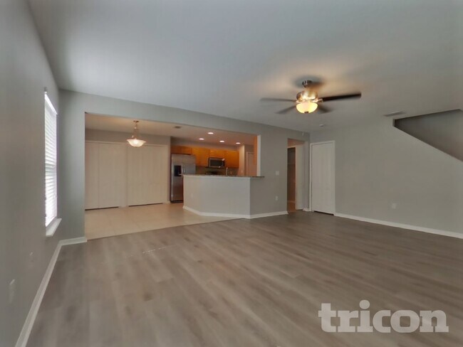 Foto del edificio - 3423 98th St E