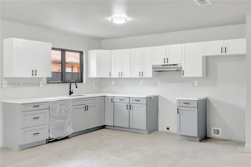 Photo - 861 NW 6th Ave (Pompano Beach, FL)