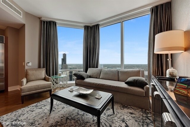 Building Photo - 401 N Wabash Ave