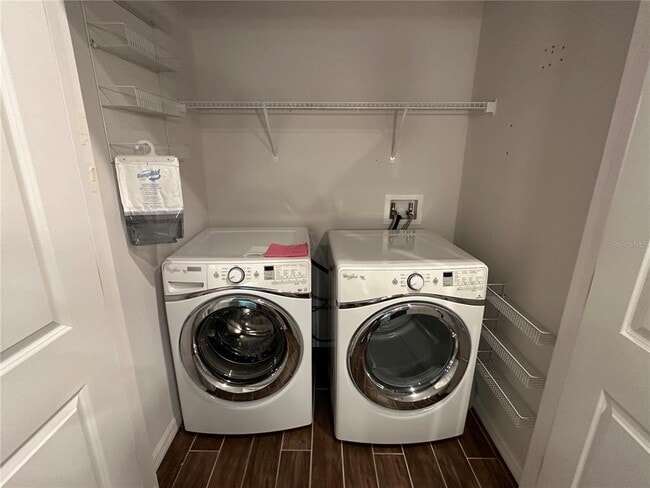 Building Photo - 37 Ullman Pl