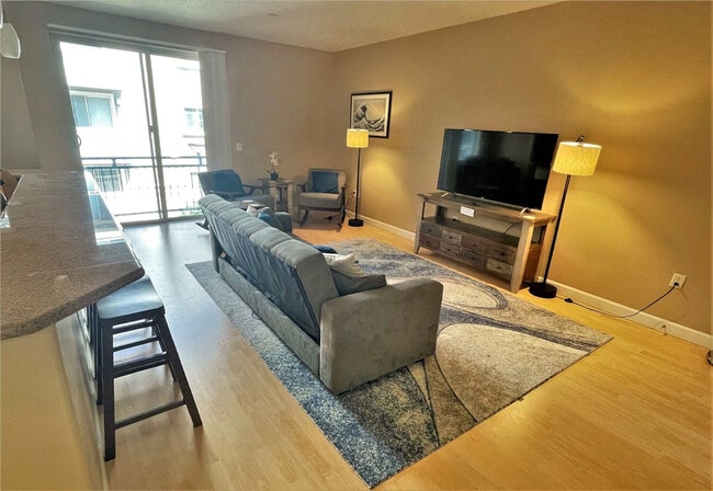 Foto del edificio - 606 W S Temple St