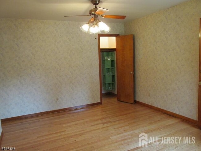 Building Photo - 1818 W 4th St