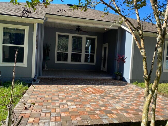 Building Photo - 556 Grampian Highlands Dr