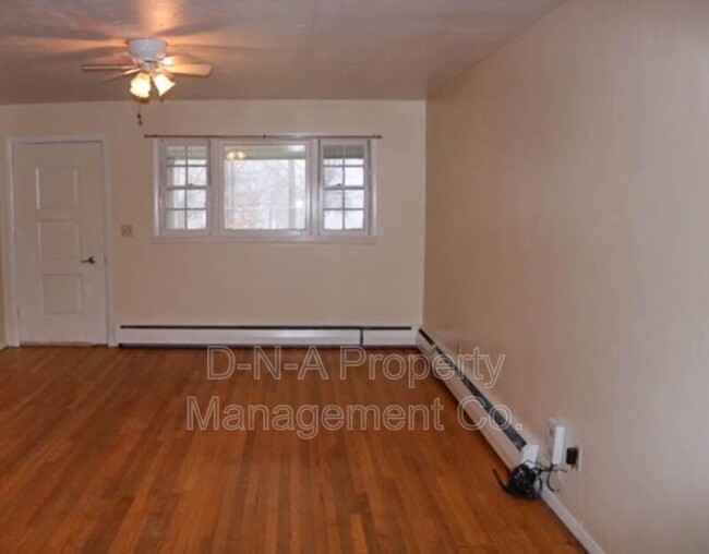 Foto del edificio - 106 3rd St