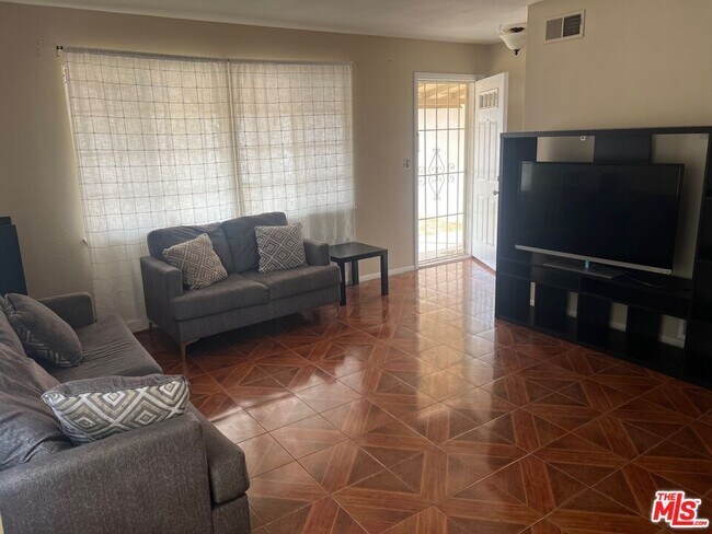 Foto del edificio - 38454 Sumac Ave