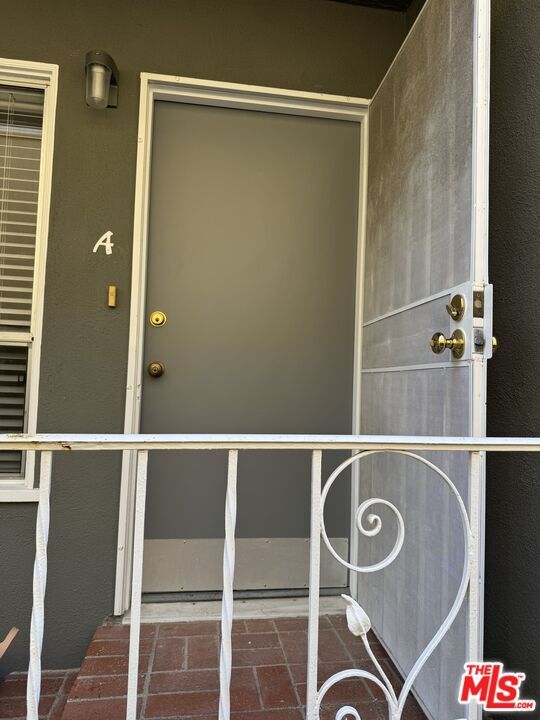 Foto del edificio - 1245 Chelsea Ave