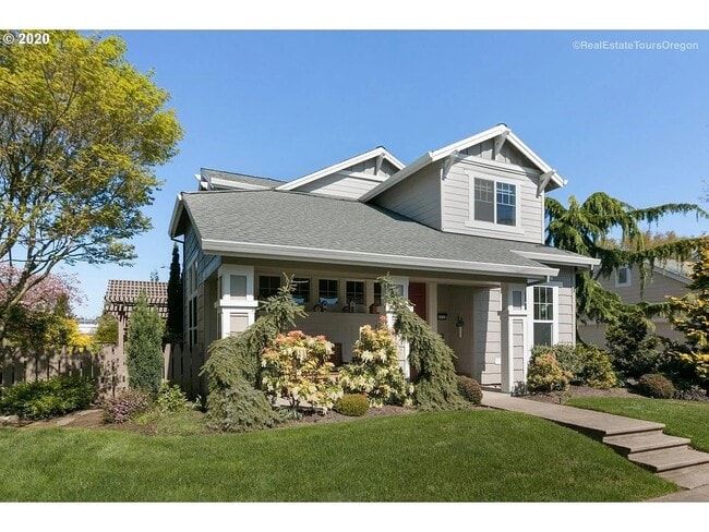 Building Photo - 6513 NE Copper Beech Dr